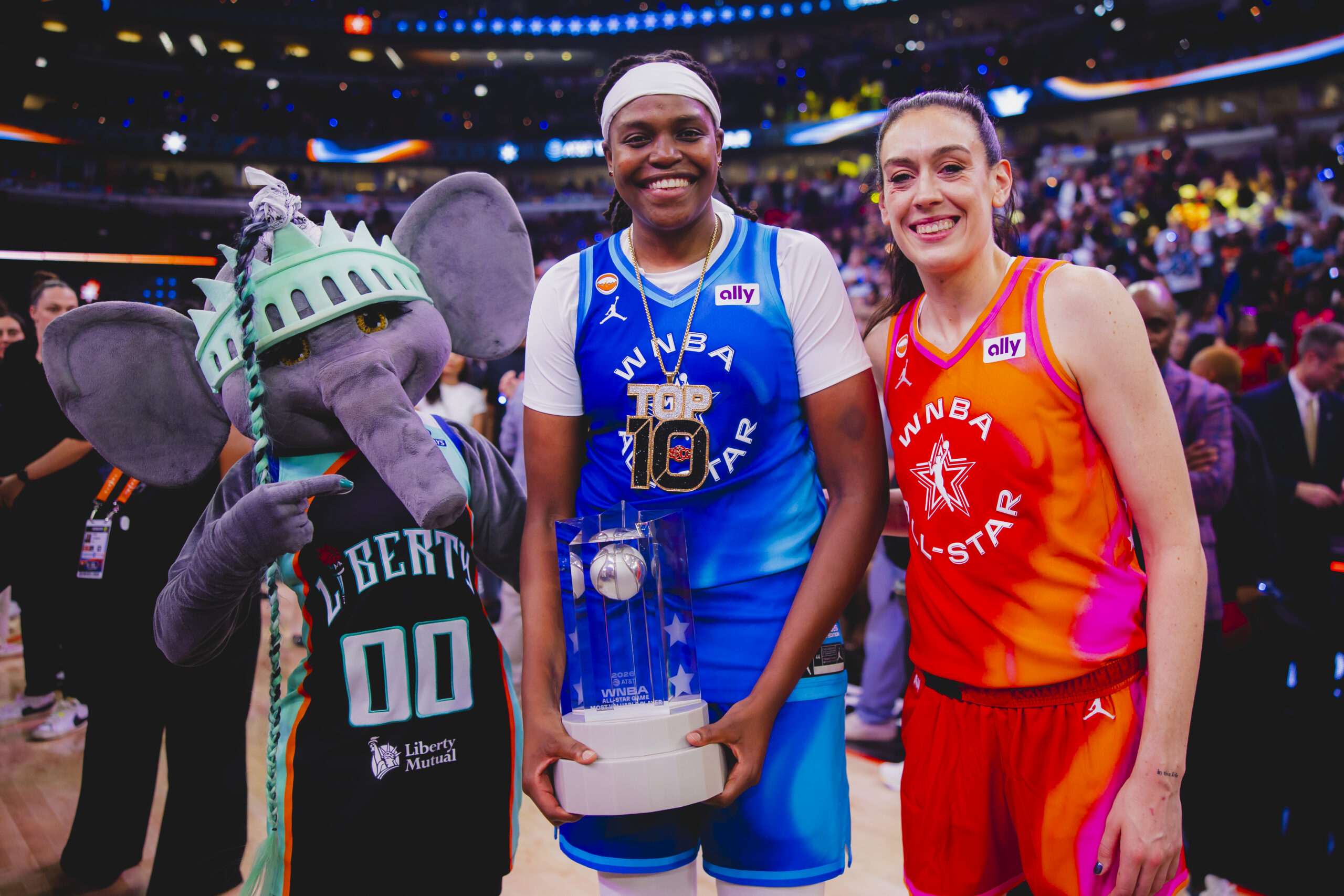 Seafoam Central: Liberty Takes Over All-Star Weekend